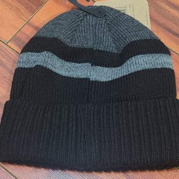 Men's Striped Cuff Cap/Beanie - Picture 3 of 5